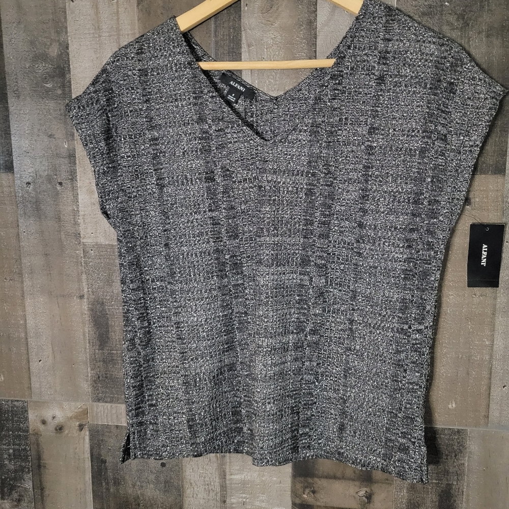 Alfani metallic top